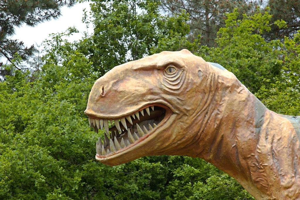 parc de prehistoire bretagne hdr france frankrijk themapark dino dinosaurussen dinosaurus zoo tyrannosaurus rex